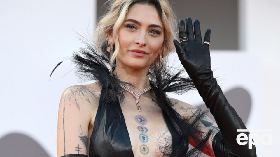 Джексон подчеркнула, что наркотики разрушали ее жизнь