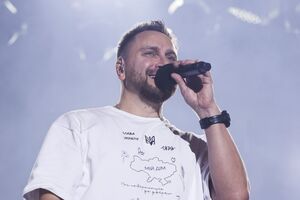 Собчук – бессменный фронтмен группы СКАЙ, которая была основана в 2001 году