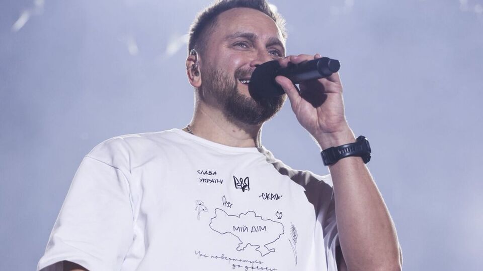 Собчук – бессменный фронтмен группы СКАЙ, которая была основана в 2001 году