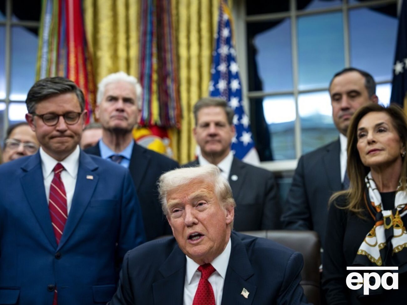 Трамп имеет полномочия приказать начать испытания, даже если эксперты не соглашаются, подчеркивает медиа