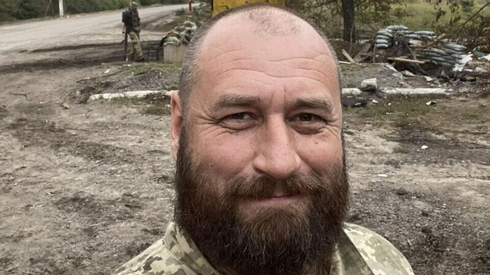 За словами Шандора, українці воюють зокрема й для того, щоб виконати бажання Орбана – уникнути сусідства з Росією
