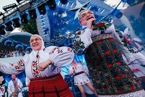 Рудницька: Так, літературною мовою Вєрка Сердючка з її жартами буде дивна