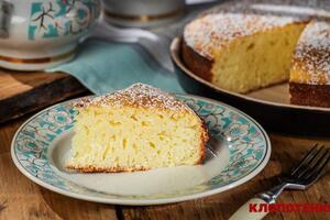 Манник подають охолодженим