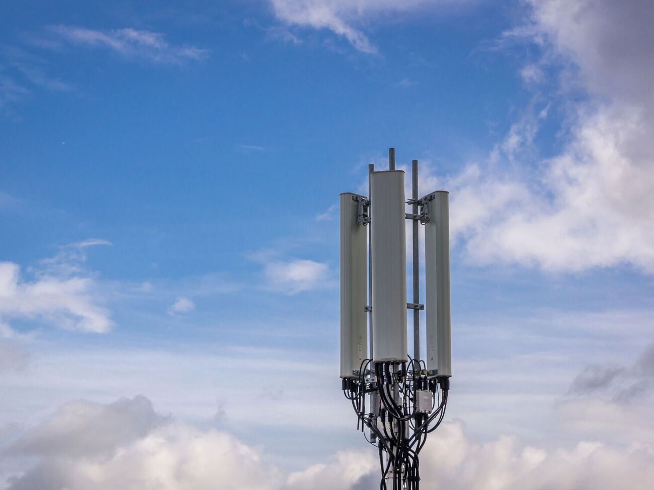 Когда до линии фронта остается 10–12 км, россияне начинают "выносить" все объекты, рассказал Бескрестнов