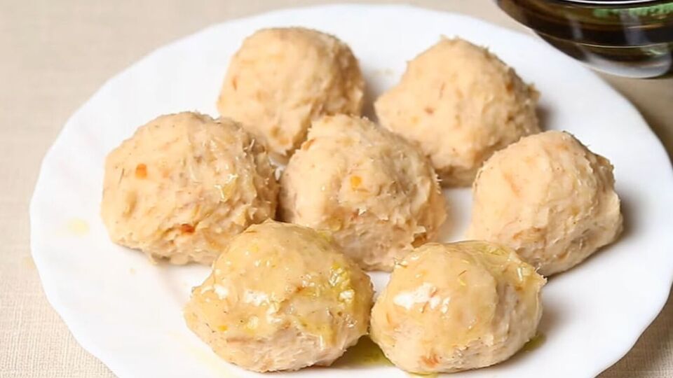 Сычики подают на стол теплыми