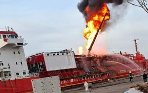 После российского обстрела горело судно Orinda