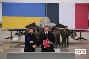 Оборонное соглашение, которое подписали Зеленский и Макрон, рассчитано на 10 лет, оно будет работать с 2026 года