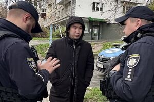 Мужчина, которого Садыкова обвинила в шпионаже, представился работником посольства Казахстана в Киеве
