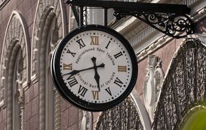 В НБУ подчеркнули, что выдачу крупных сумм наличности ограничено на период военного положения