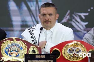 Усик (на фото) мав провести бій проти Вордлі