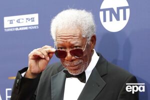 Своим наставником 88-летний Фримен называет темнокожего актера Пуатье