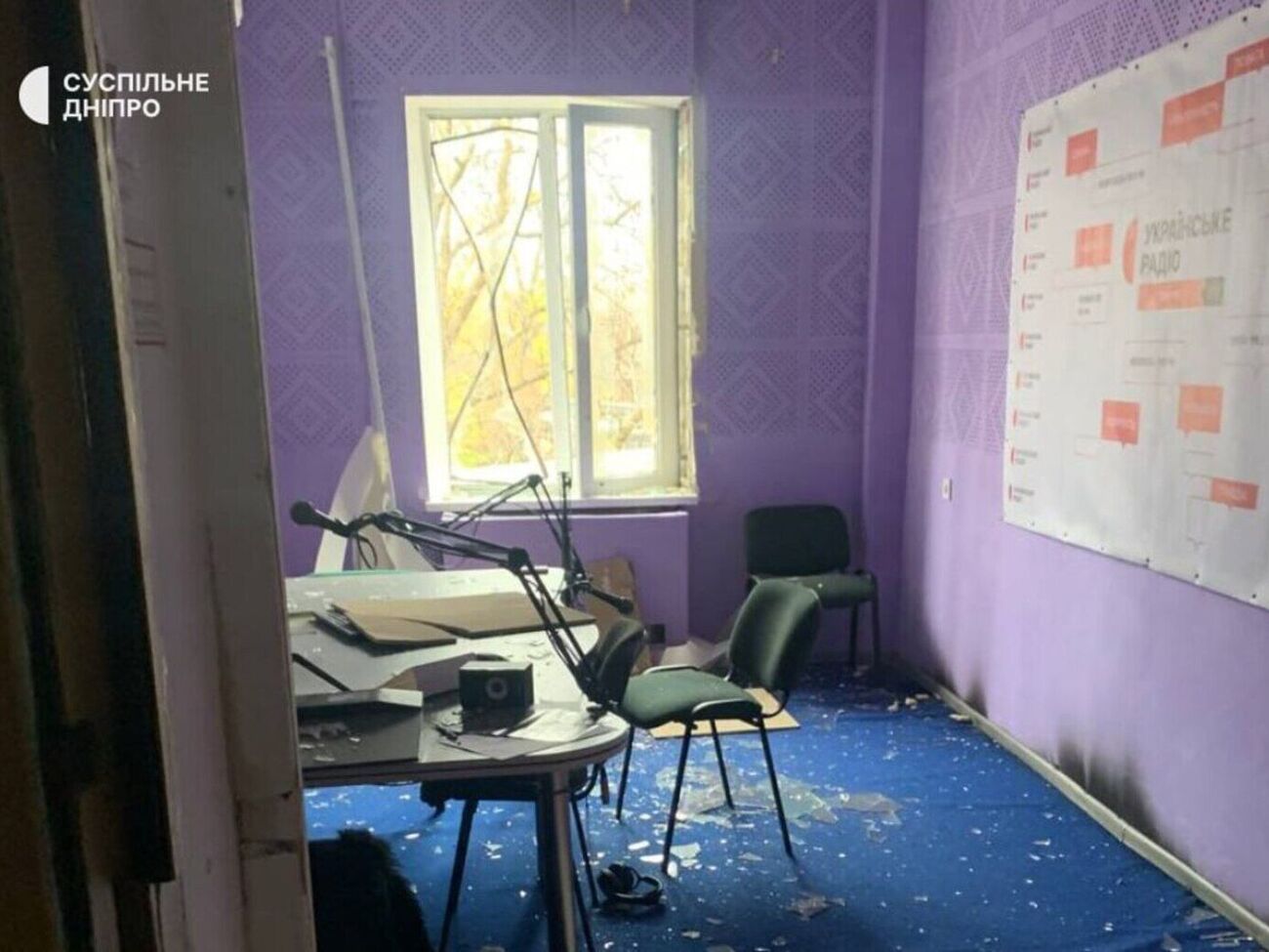 Россияне бомбят гражданские объекты в Днепре, разрушая рабочие места и экономику, сообщил Филатов