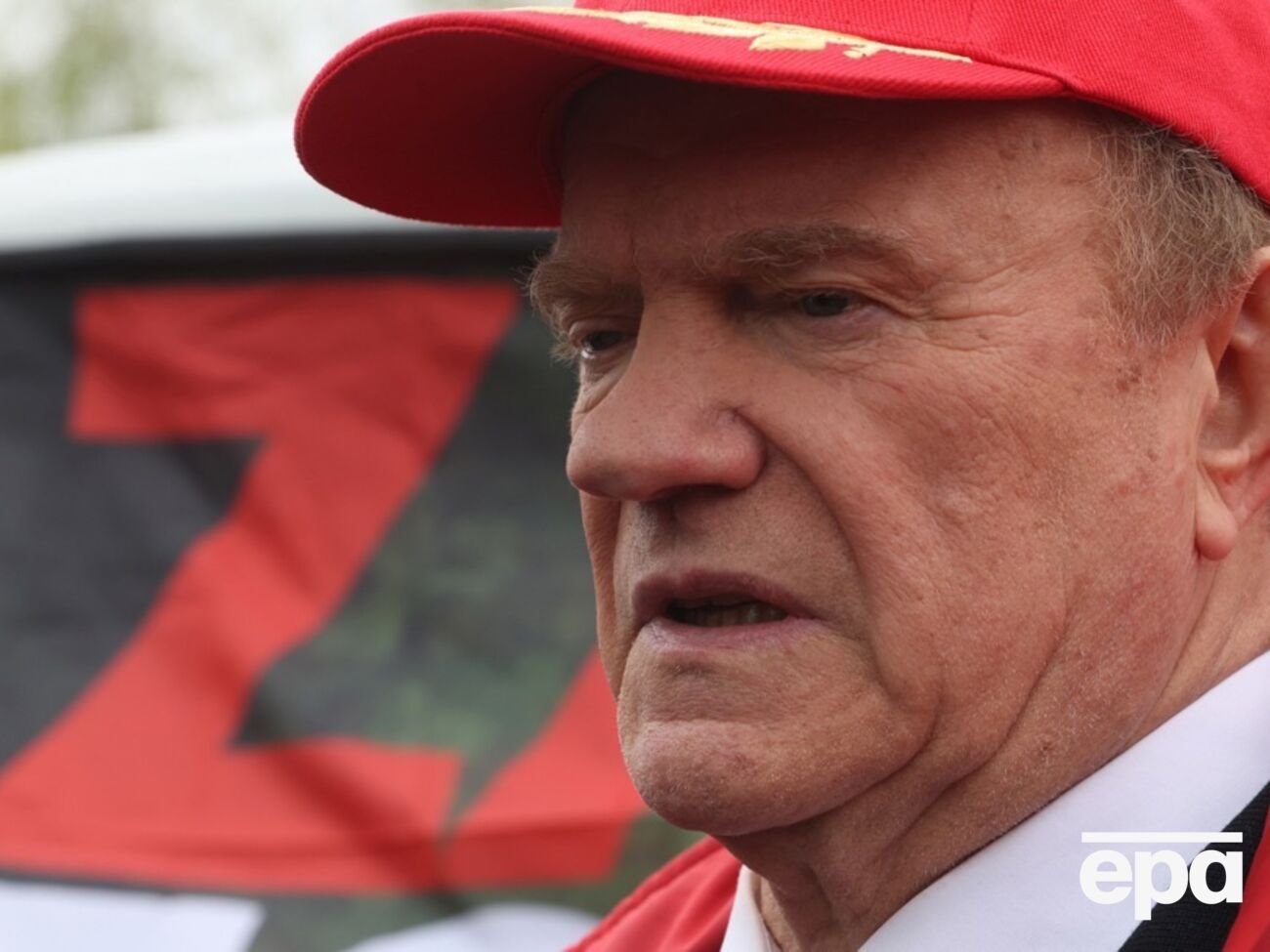 Зюганов обещал захватить немецкую столицу