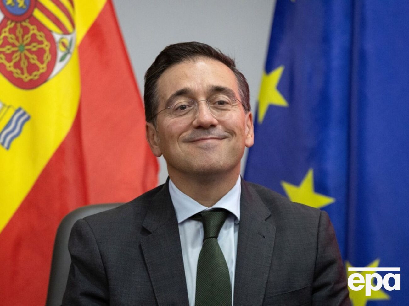 За словами Альбареса, Іспанія прийняла приблизно 250 тис. українських біженців