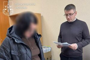 Законно начисленная заработная плата фигурантки составляла около 19 тыс. грн, уточнили в полиции
