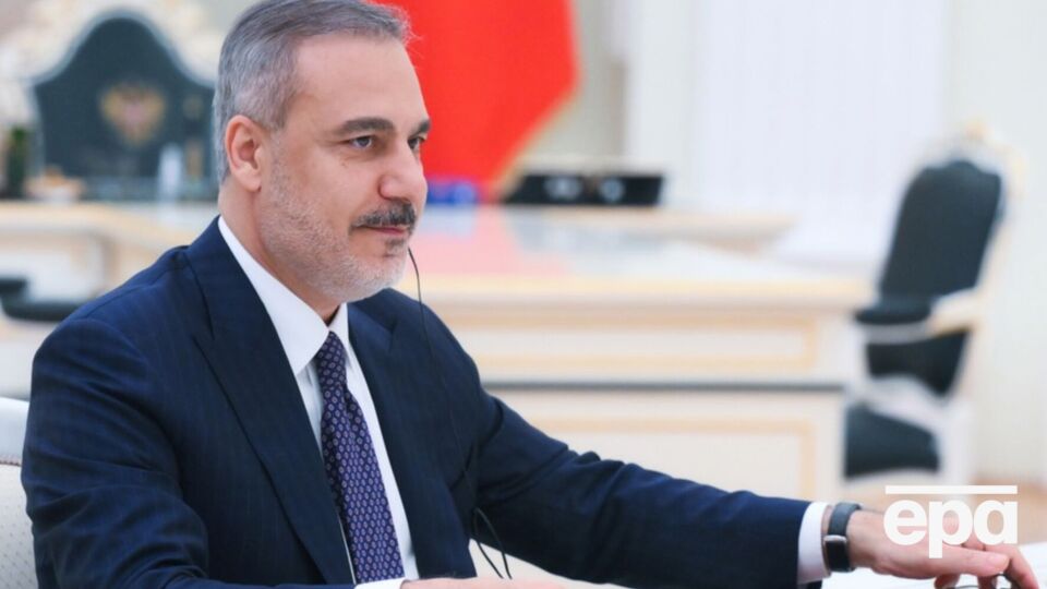 По данным источников агентства, Фидан может лично передать россиянам информацию, если переговоры будут успешными