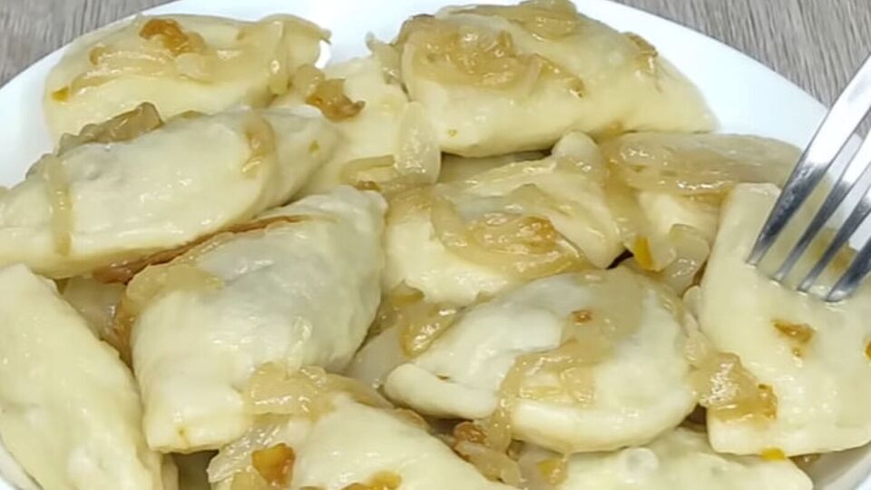 Вареники нужно сварить в подсоленной воде