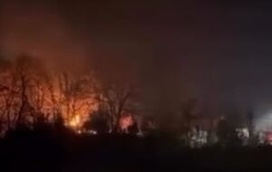 На місці працювало кілька екіпажів поліції