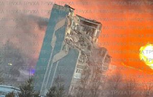 В сети публикуют фото прилета