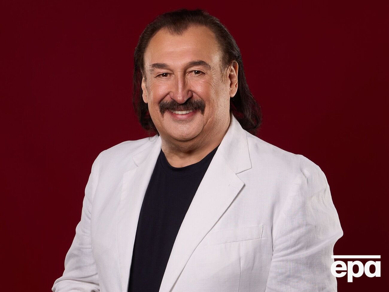 Гига в ноябре отпраздновал 66 лет