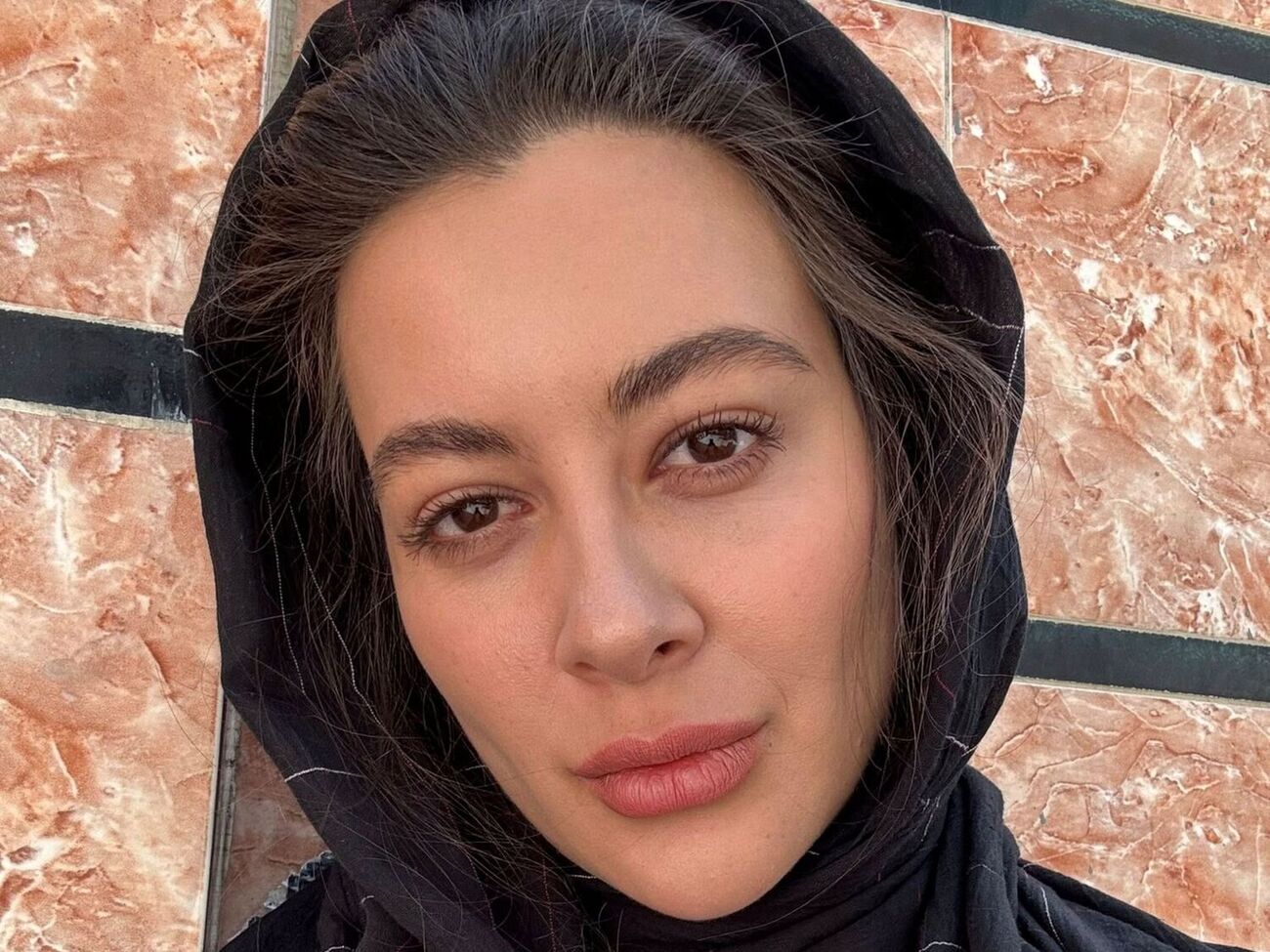 Эсхакзай призналась, что на улицах Кабула ходить одной опасно