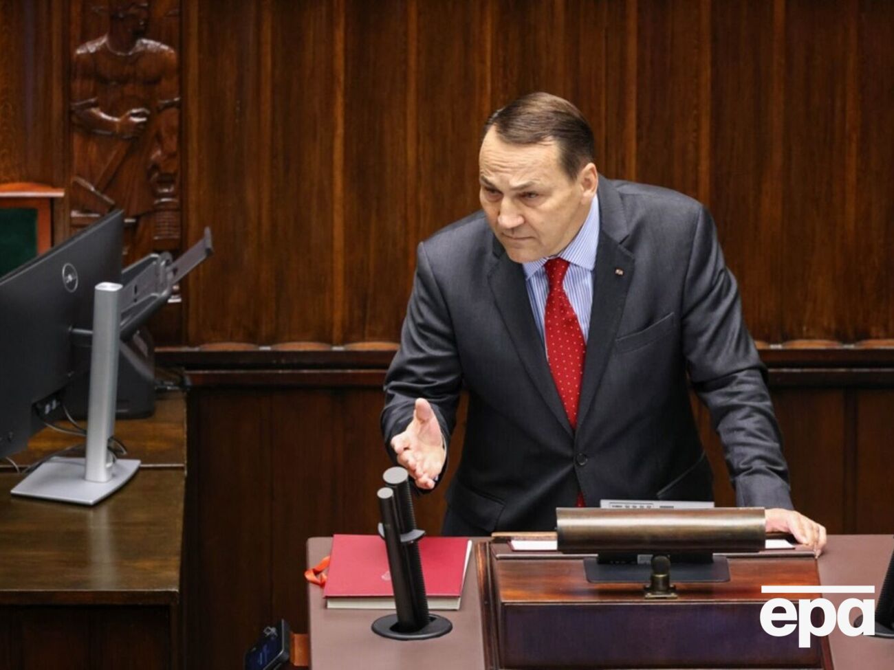 Сикорский считает, что членство в ЕС гарантирует безопасность и благополучие Польши