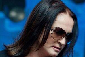 Каждый раз после очередного массированного российского обстрела Ротару выходит в сеть с соболезнованиями