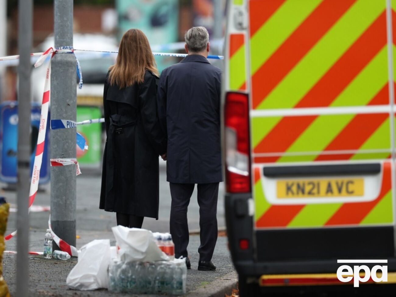 Мужчина напал с ножом на пассажиров поезда