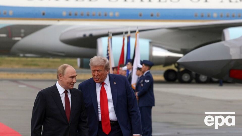 25 жовтня Трамп заявив, що не буде зустрічатися з Путіним, поки не буде розуміння про укладення мирної угоди між Україною і РФ