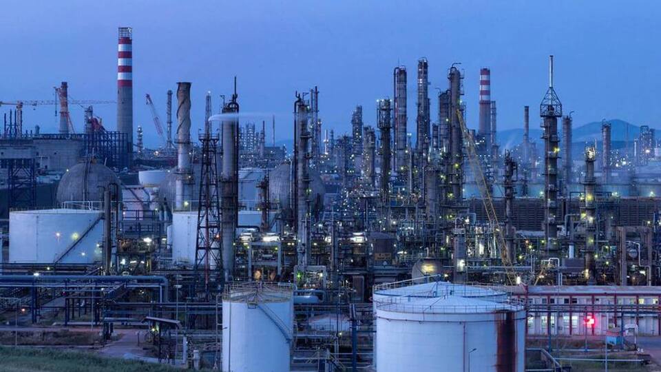 SOCAR Turkey недавно закупил четыре партии сырой нефти с поставкой в декабре у Ирака, Казахстана и других стран, отметили СМИ