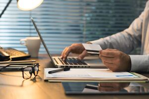 Средства можно будет потратить на продукты питания, лекарства, теплую одежду и коммунальные услуги