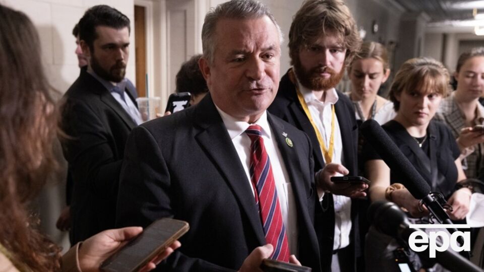 Бейкон сравнил план США по окончанию войны в Украине с Мюнхенским соглашением 1938 года