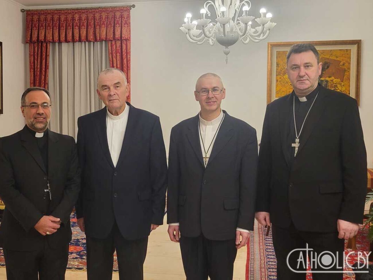 Священників відпустили після контактів із Ватиканом