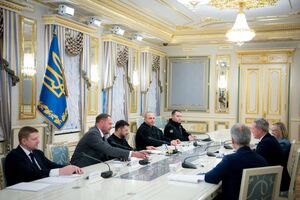 Команди України і США працюватимуть над пунктами плану для закінчення війни, розповів після зустрічі з Дрісколлом Зеленський