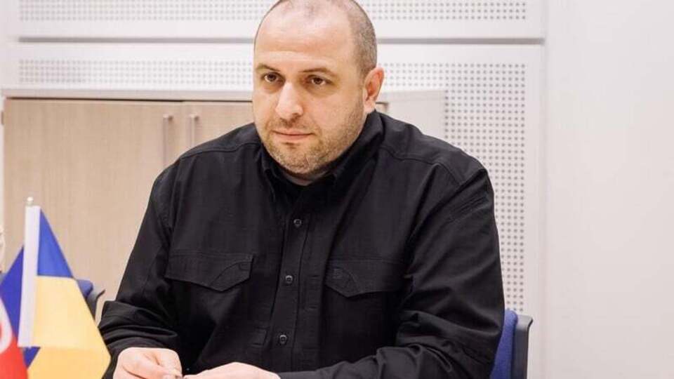 За словами Умєрова, під час відрядження до Сполучених Штатів його завдання було технічним