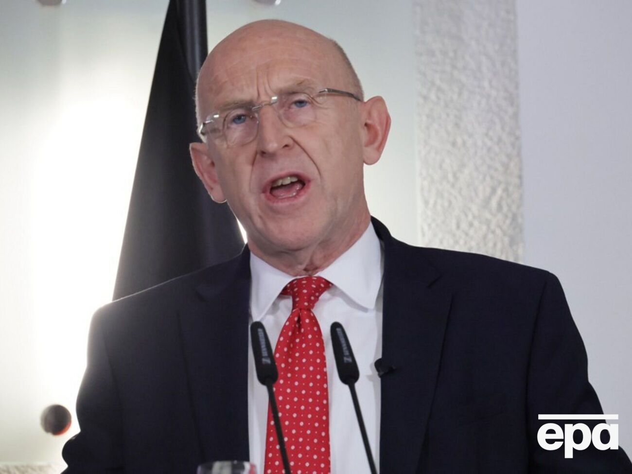 Хили заявил, что его "вдохновляет" новость о поездке американской делегации в Киев