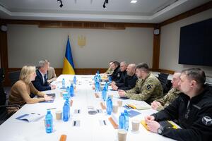 Умеров: Продолжили консультации, которые начались вчера на уровне президента Украины