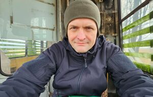 Будемо чесні. Армія поки не стала територією гідності