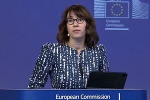 Пресс-секретарь ЕК кратко ответила, что у нее нет информации об альтернативном мирном плане ЕС