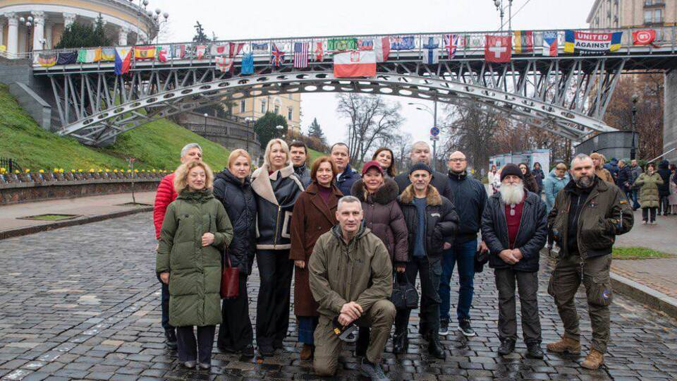 Украинцы выстояли, потому что достойны быть свободными, и мы победим, заявил Кличко