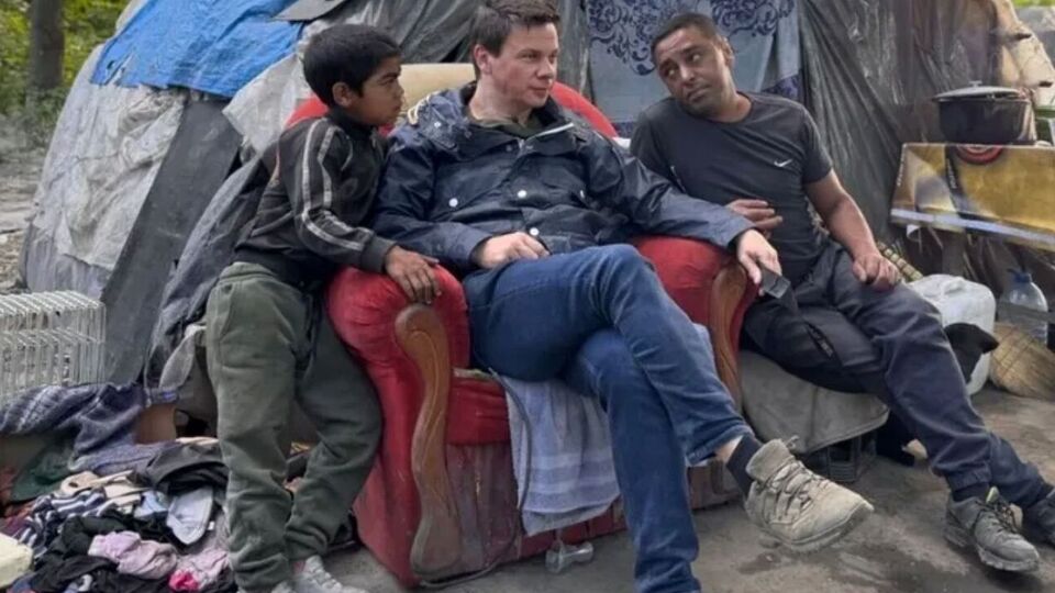 Комаров: Я видел ромов по всему миру и всегда удивлялся, насколько сильно их культура и быт отличаются от любых других