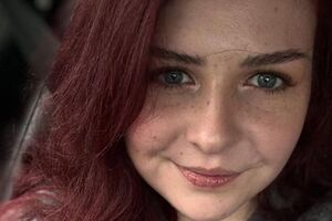 Як парамедикиня з позивним Пташка Поліщук стала відомою навесні 2022 року, коли в соцмережах з'явилося відео з її участю, зняте у підвалах "Азовсталі"