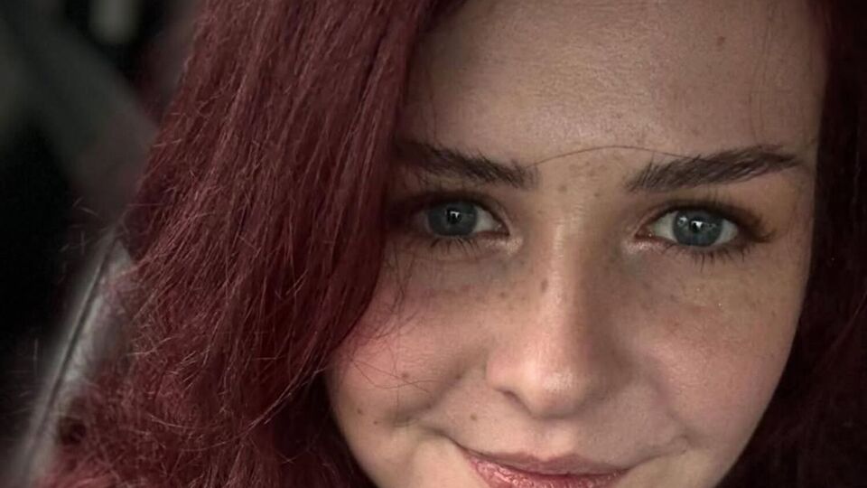 Як парамедикиня з позивним Пташка Поліщук стала відомою навесні 2022 року, коли в соцмережах з'явилося відео з її участю, зняте у підвалах "Азовсталі"