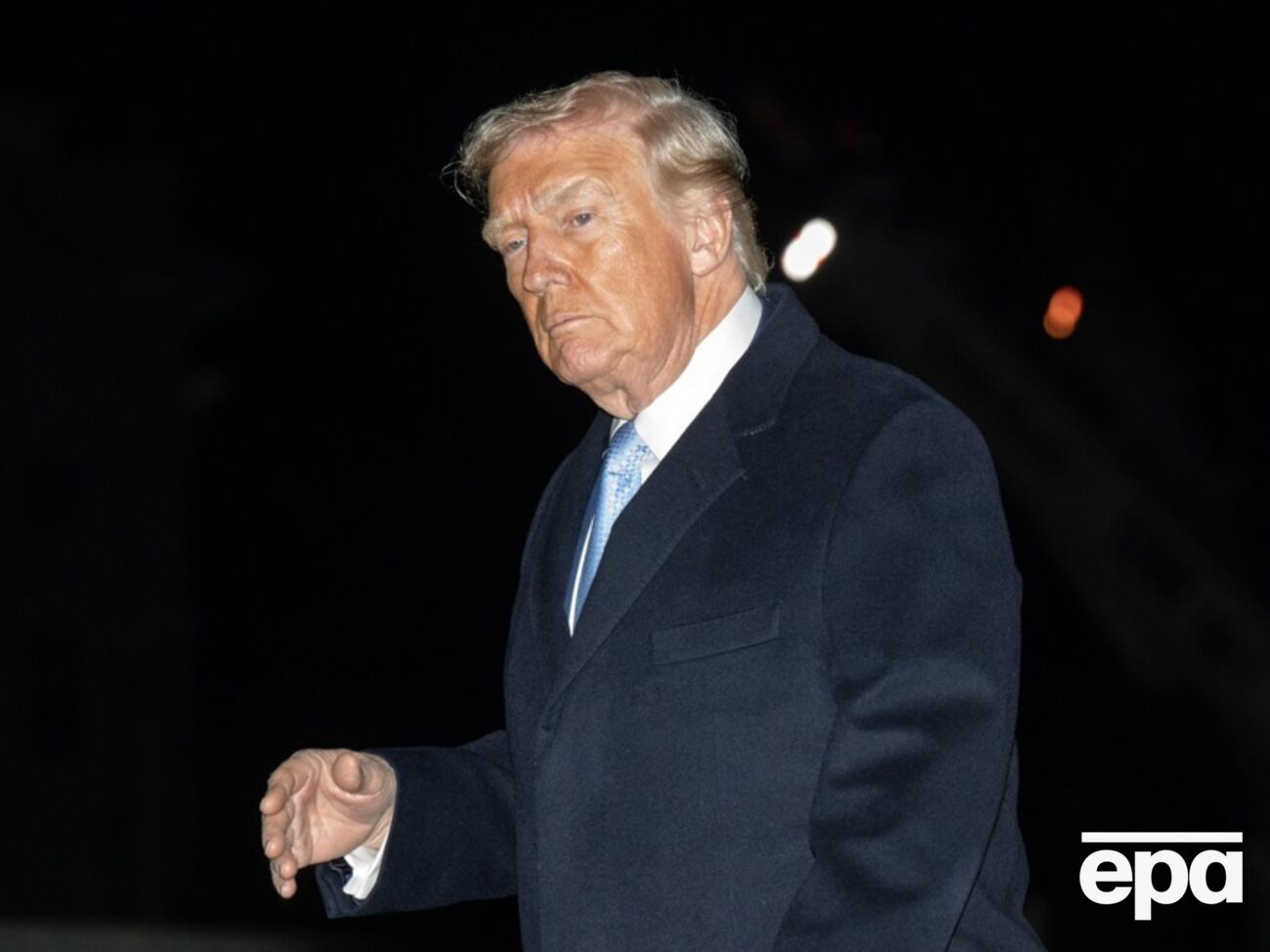 Вся экономика РФ держится на нефти, отметил Трамп