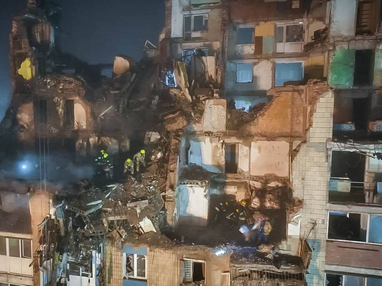 По данным ГСЧС, по состоянию на 21 ноября известно о 31 погибшем от обстрела РФ в Тернополе