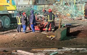 Аварийно-спасательные работы продолжаются непрерывно, отметили правоохранители