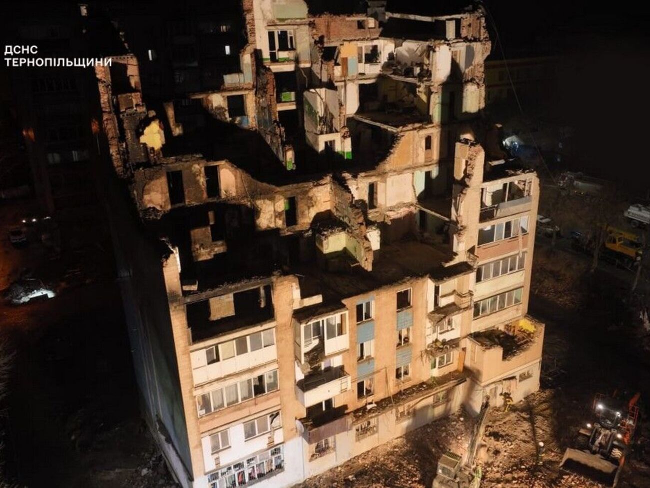 Унаслідок ракетного удару РФ найбільше було пошкоджено будинок на вулиці Стуса в Тернополі