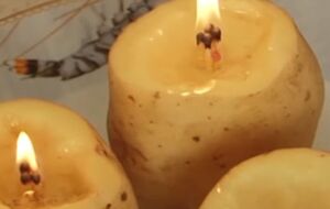 Чтобы свеча горела как можно дольше, подливайте время от времени немного растительного масла