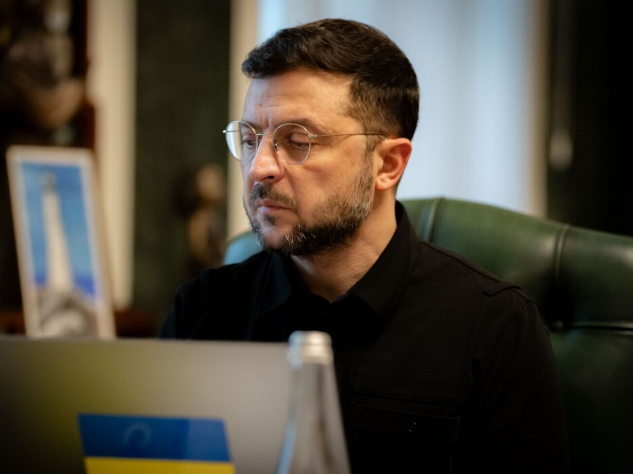 Если Зеленский отклонит "мирный план" США, то война, вероятно, будет продолжаться в 2026 году и в дальнейшем, отметил замредактора WP