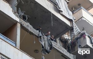 Удар был по двум этажам девятиэтажного здания